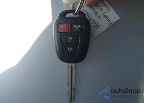 2012 Toyota Camry Se z USA, uszkodzony, nr VIN 4T1BF1FK2CU190558